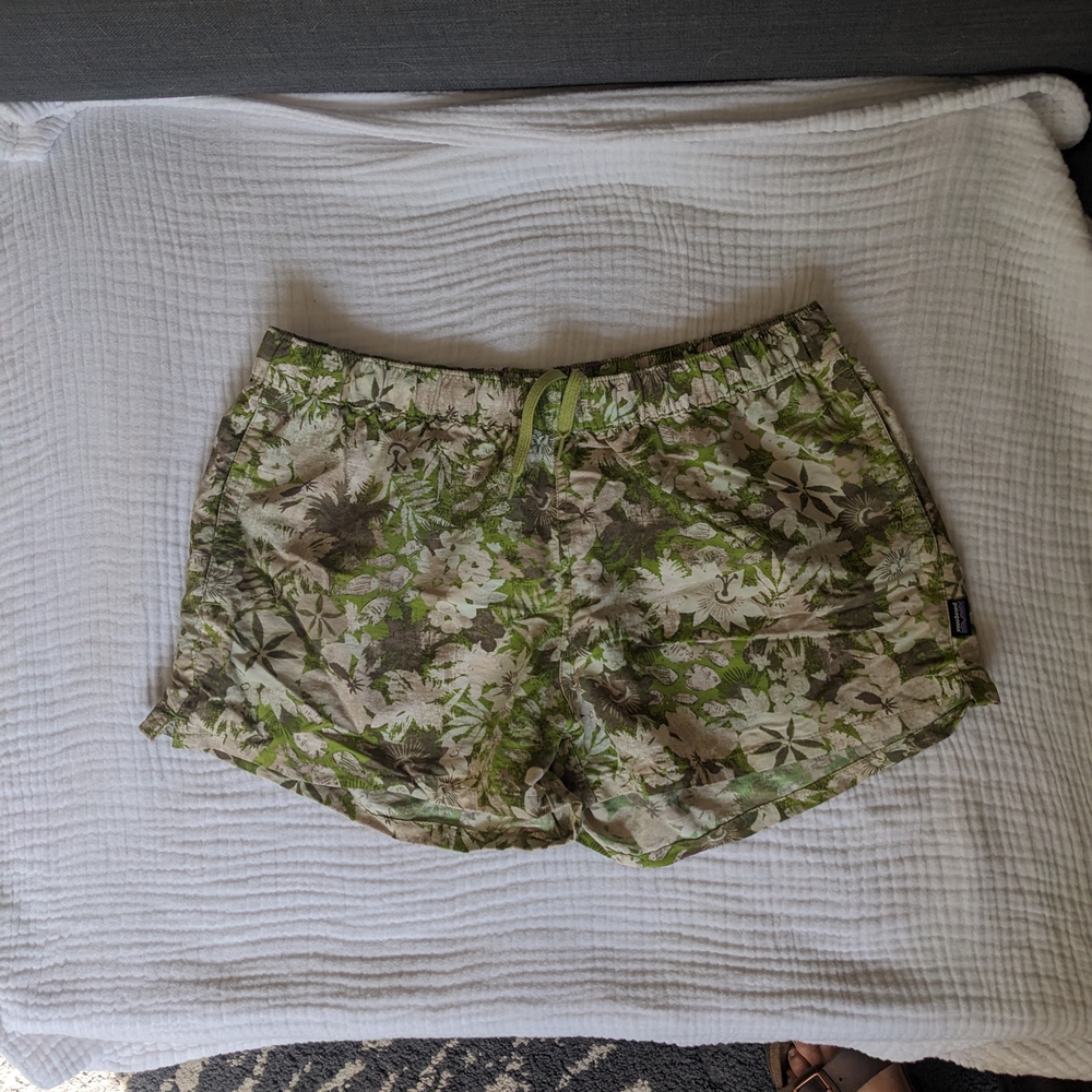 Patagonia Barley baggies Board Shorts Women's large